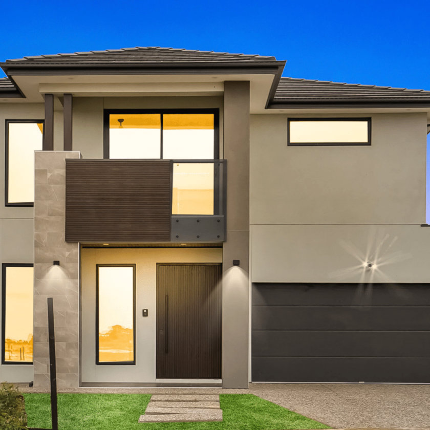 3130 FeatherWood
