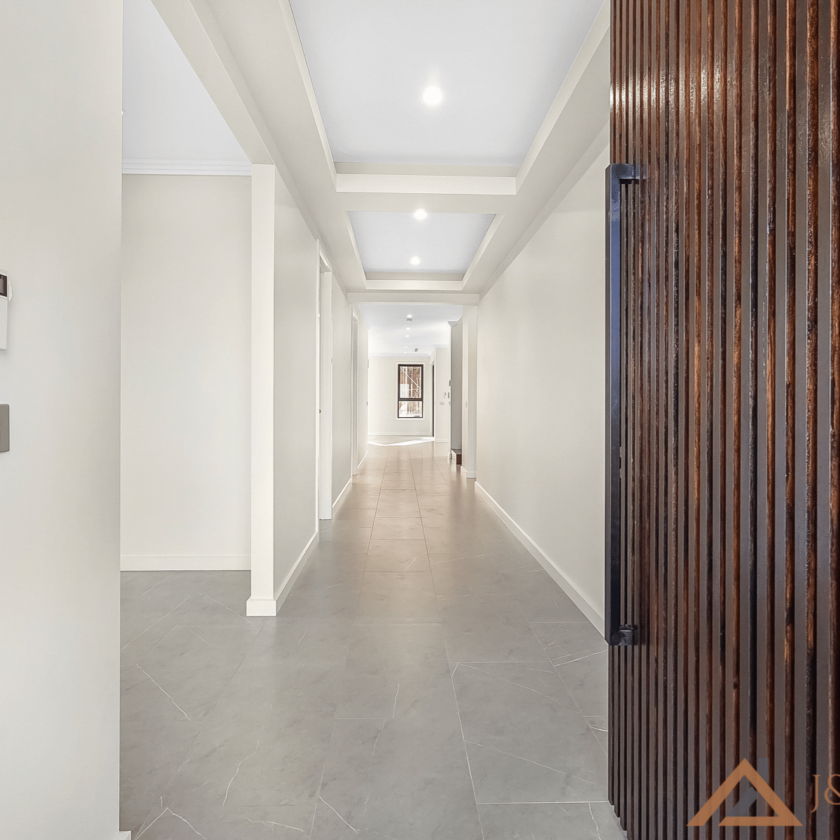 3130 Featherwood Aintree J&SHomes